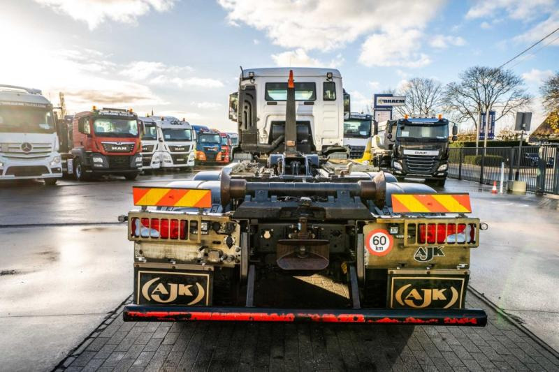 MAN TGS 33.470 BL - 64 456 KM - Camion cu cârlig: Foto 5 MAN TGS 33.470 BL - 64 456 KM - Camion cu cârlig: Foto 5