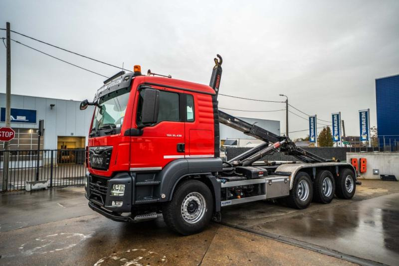 MAN TGS 35.430 BL - HIAB - Camion cu cârlig: Foto 1 MAN TGS 35.430 BL - HIAB - Camion cu cârlig: Foto 1