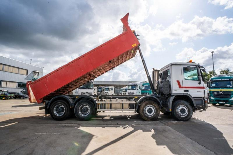 Mercedes ACTROS 3241 K -MP3-E5 - Camion basculantă: Foto 3 Mercedes ACTROS 3241 K -MP3-E5 - Camion basculantă: Foto 3