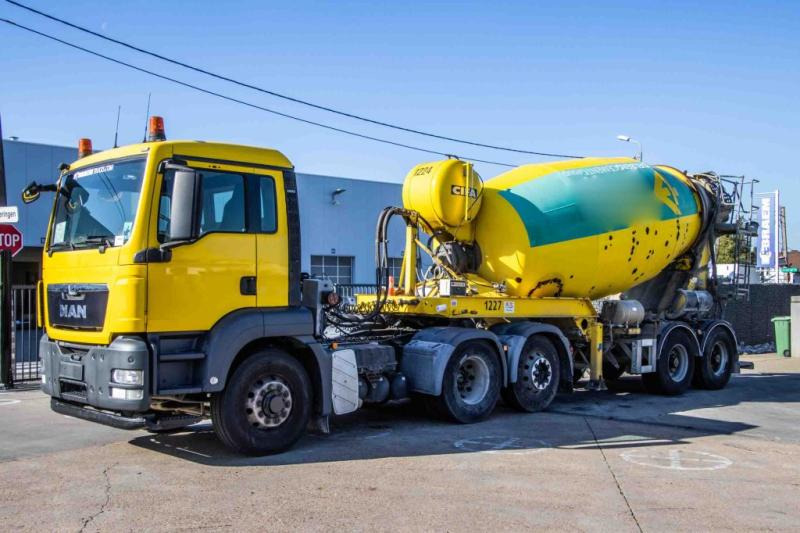 Mol MOL-BETON MIXER/MALAXEUR/MISCHER 10M3 - Semiremorcă betonieră: Foto 1 Mol MOL-BETON MIXER/MALAXEUR/MISCHER 10M3 - Semiremorcă betonieră: Foto 1