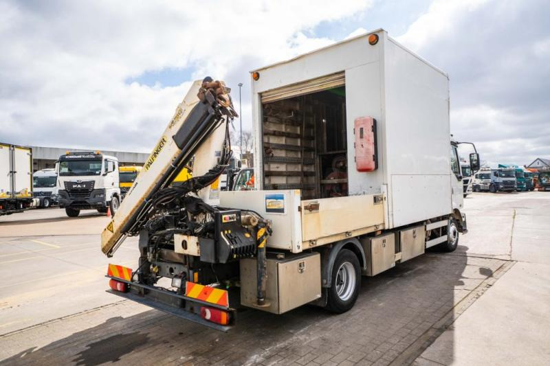 Renault MIDULM 220 DCI - PAFLINGER PK 6001 - Camion platformă, Camion cu macara: Foto 4 Renault MIDULM 220 DCI - PAFLINGER PK 6001 - Camion platformă, Camion cu macara: Foto 4