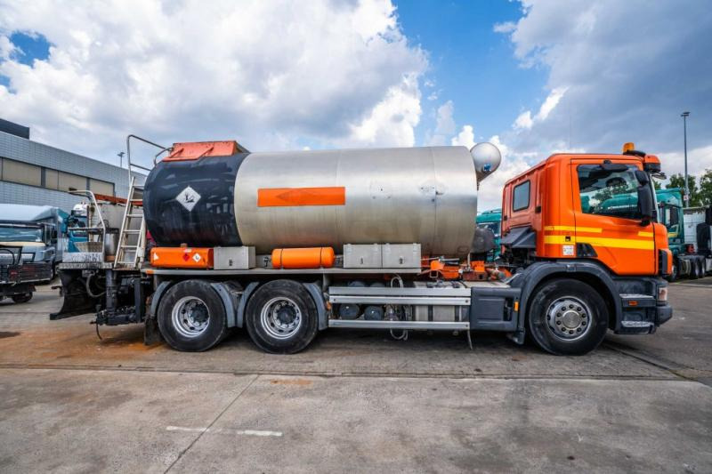 Scania SCANIA 124G420-6x4/BITUMEN/ASFALT - Camion cisternă: Foto 3 Scania SCANIA 124G420-6x4/BITUMEN/ASFALT - Camion cisternă: Foto 3