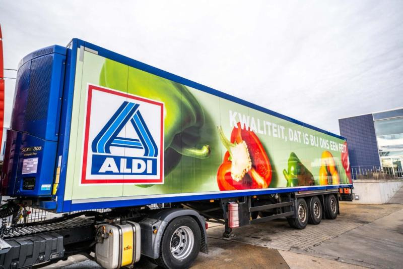 Schmitz SCB-S3B+ TK SLXe300 - 4210 H - Semiremorcă: Foto 1 Schmitz SCB-S3B+ TK SLXe300 - 4210 H - Semiremorcă: Foto 1