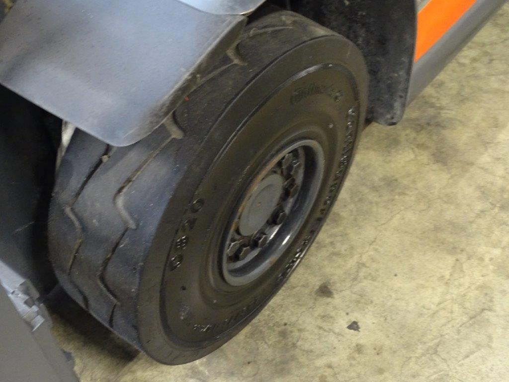 Stivuitor diesel Linde H25D-01: Foto 9