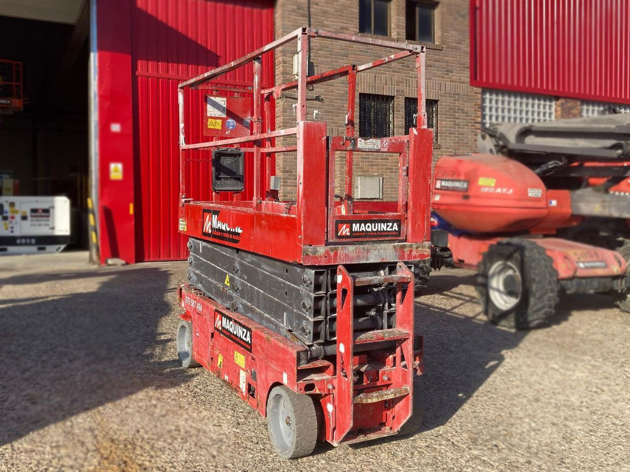 MANITOU 100SEC - Platforma foarfeca: Foto 3 MANITOU 100SEC - Platforma foarfeca: Foto 3