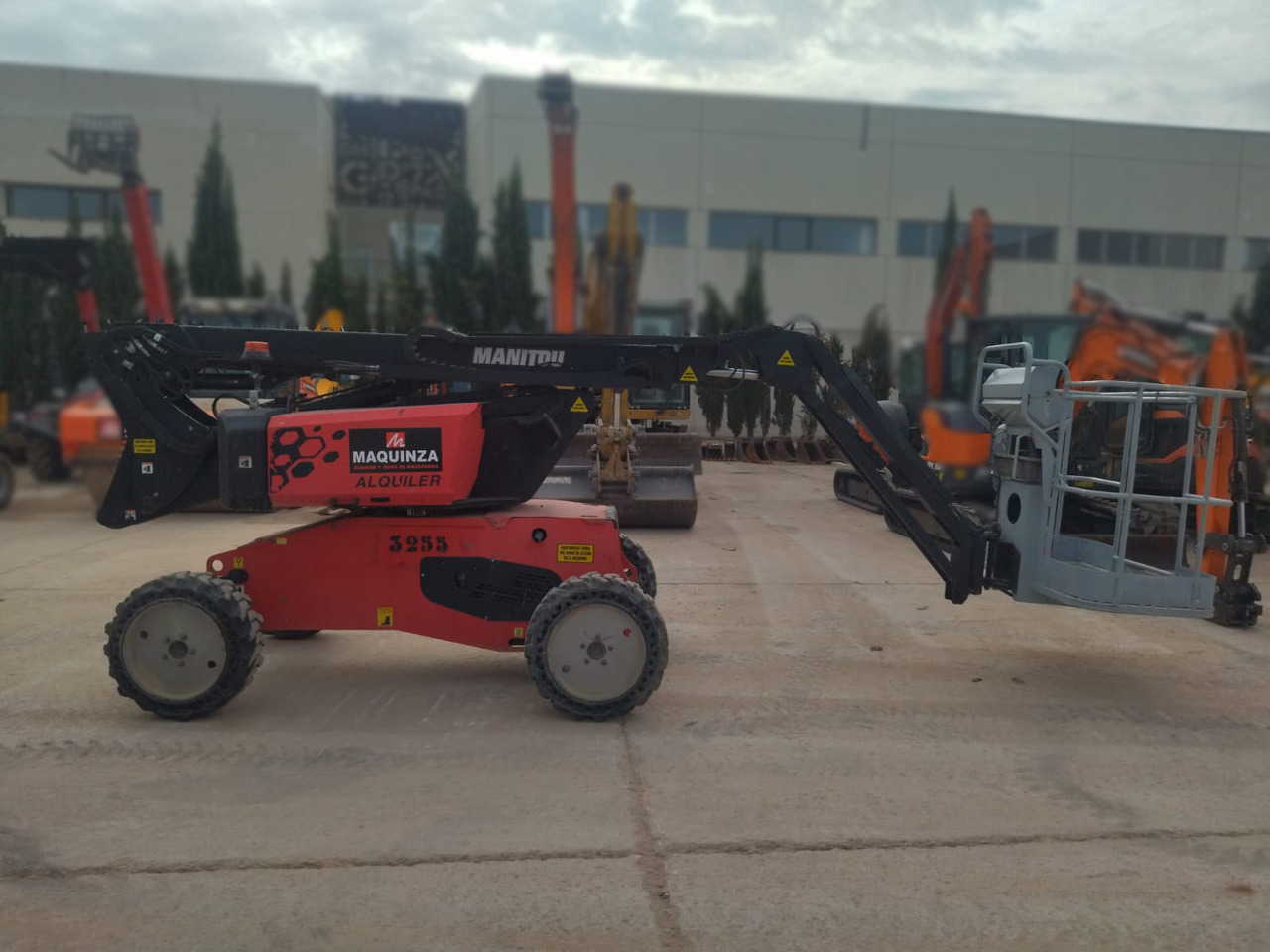 MANITOU MAN GO 12 - Nacela articulata: Foto 2 MANITOU MAN GO 12 - Nacela articulata: Foto 2