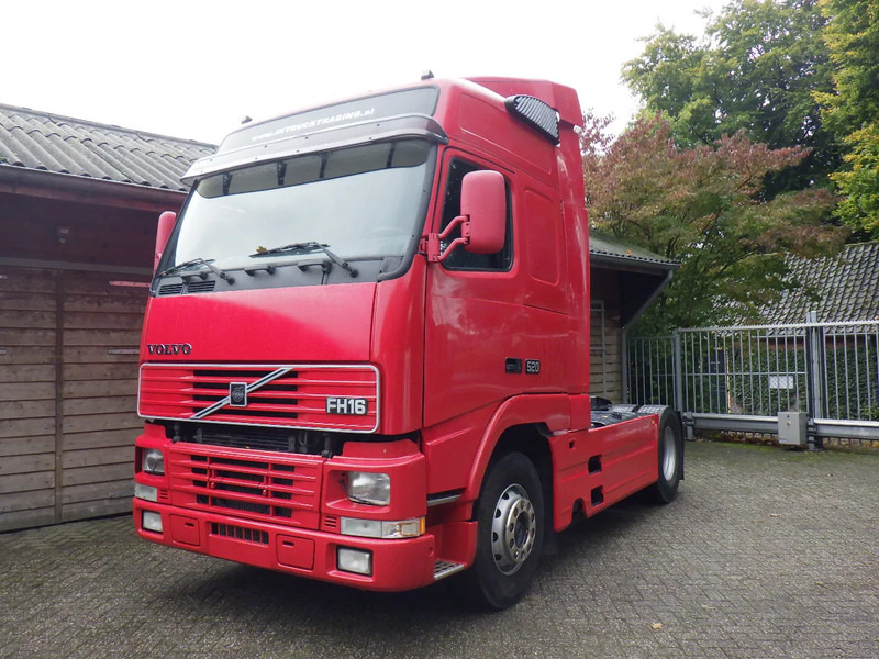 Volvo FH 16.520 Handgeschakeld / Manual - Cap tractor: Foto 1 Volvo FH 16.520 Handgeschakeld / Manual - Cap tractor: Foto 1