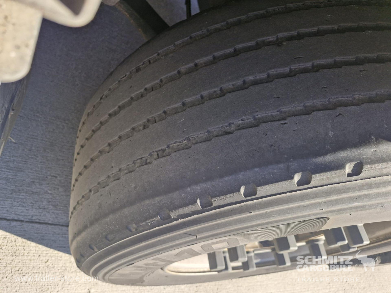 SCHMITZ Reefer Multitemp - Semiremorcă izoterma: Foto 3 SCHMITZ Reefer Multitemp - Semiremorcă izoterma: Foto 3