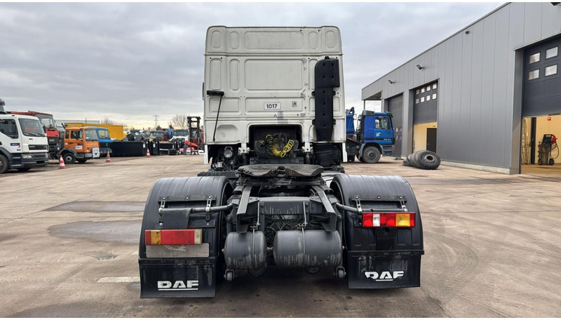 DAF XF 95.380 (EURO 2 / MANUAL GEARBOX / BOITE MANUELLE / TRES PROPRE / CLEAN TRUCK) - Cap tractor: Foto 5 DAF XF 95.380 (EURO 2 / MANUAL GEARBOX / BOITE MANUELLE / TRES PROPRE / CLEAN TRUCK) - Cap tractor: Foto 5