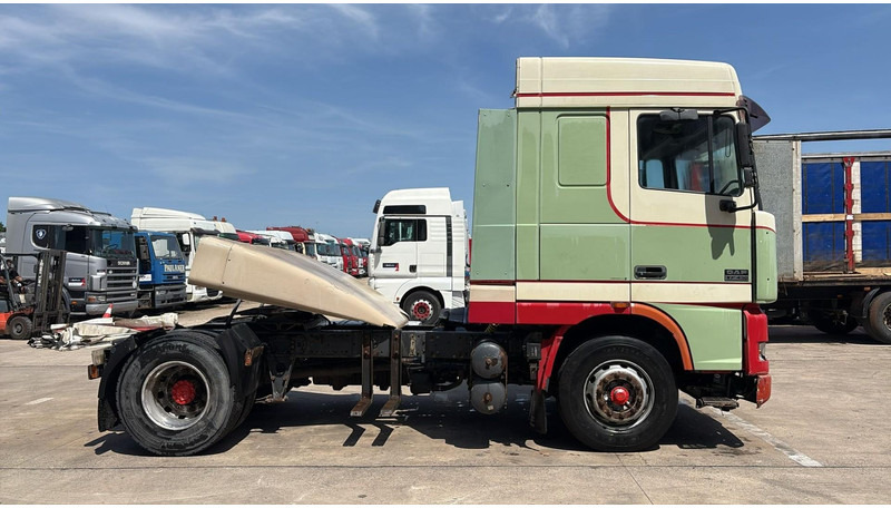 DAF XF 95.430 (EURO 3 / BOITE MANUELLE / MANUAL GEARBOX) - Cap tractor: Foto 4 DAF XF 95.430 (EURO 3 / BOITE MANUELLE / MANUAL GEARBOX) - Cap tractor: Foto 4