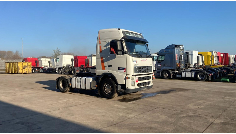 Volvo FH 12.420 (PTO / POMPE HYDRAULIQUE / BOITE MANUELLE / MANUAL GEARBOX) - Cap tractor: Foto 4 Volvo FH 12.420 (PTO / POMPE HYDRAULIQUE / BOITE MANUELLE / MANUAL GEARBOX) - Cap tractor: Foto 4