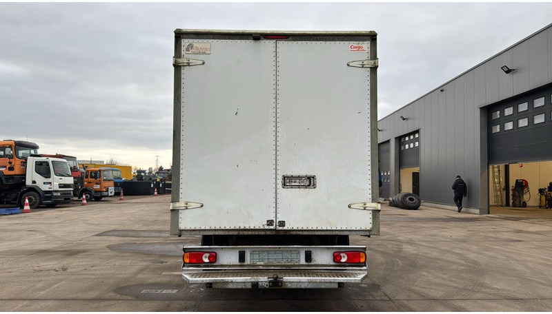 Citroën Jumper (3.0L / 180PS / EURO 5 / N1 / BELGIAN VAN) - Autoutilitară box: Foto 5 Citroën Jumper (3.0L / 180PS / EURO 5 / N1 / BELGIAN VAN) - Autoutilitară box: Foto 5