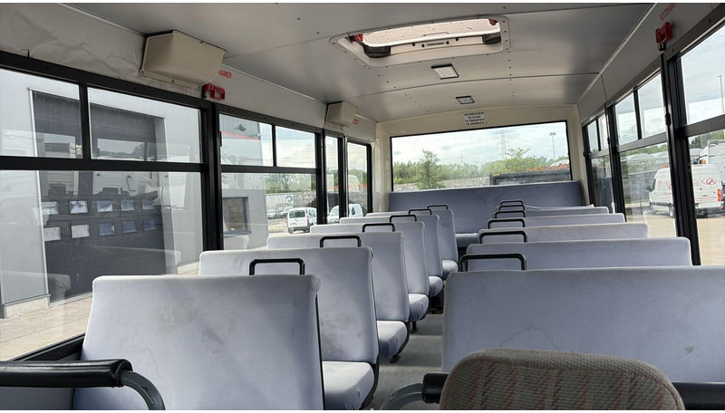 Iveco 59-12 (BELGIAN BUS / 29 SEATS / MANUAL PUMP / LAMES / STEEL SUSP.) în leasing Iveco 59-12 (BELGIAN BUS / 29 SEATS / MANUAL PUMP / LAMES / STEEL SUSP.): Foto 14