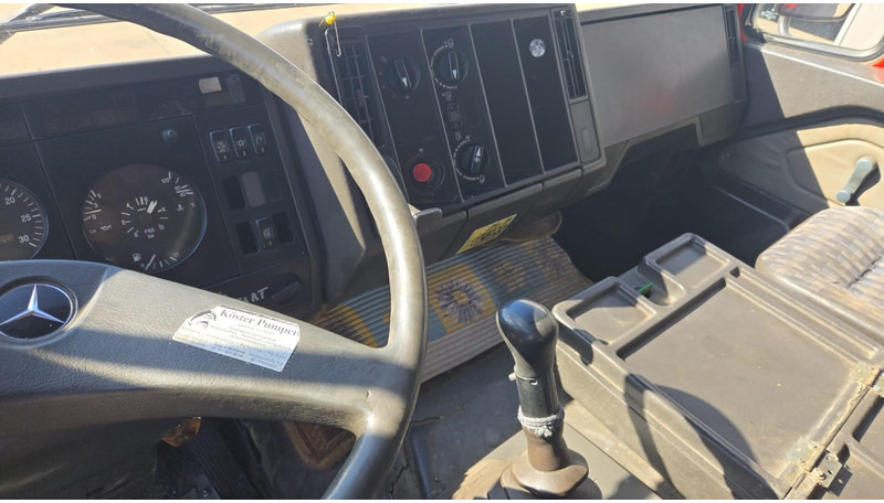 Maşină pentru vidanjări Mercedes-Benz SK 2435 (15.000 L / V8 AVEC 2X TURBO / BOITE MANUELLE / TRES BONNE ETAT / GRAND PONT): Foto 17