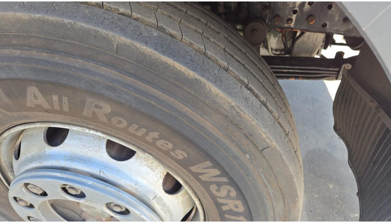 Maşină pentru vidanjări Mercedes-Benz SK 2435 (15.000 L / V8 AVEC 2X TURBO / BOITE MANUELLE / TRES BONNE ETAT / GRAND PONT): Foto 19