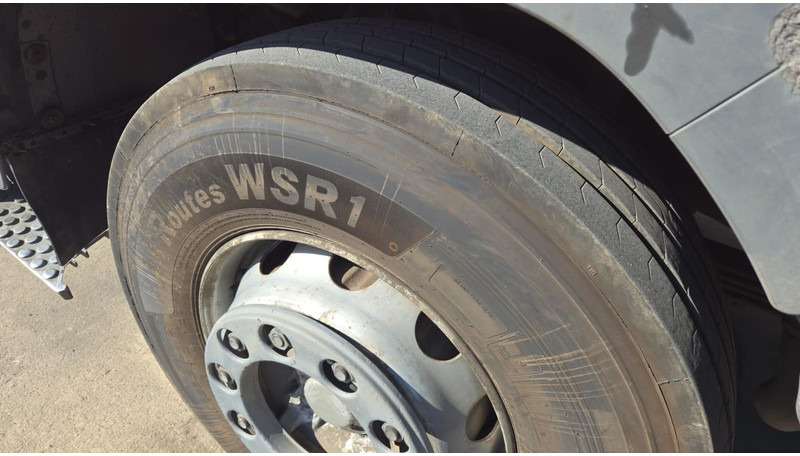 Maşină pentru vidanjări Mercedes-Benz SK 2435 (15.000 L / V8 AVEC 2X TURBO / BOITE MANUELLE / TRES BONNE ETAT / GRAND PONT): Foto 12