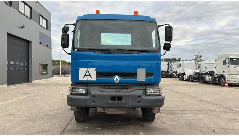 Renault KERAX (GRAND PONT / LAMES / PROPRE / BOITE MANUELLE / STEEL SUSP.) - Camion container de gunoi: Foto 2 Renault KERAX (GRAND PONT / LAMES / PROPRE / BOITE MANUELLE / STEEL SUSP.) - Camion container de gunoi: Foto 2