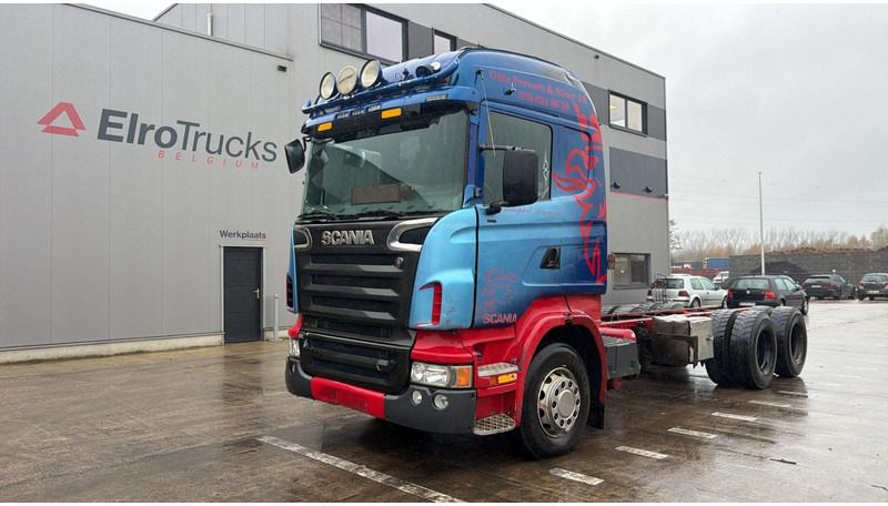 Scania R 500 V8 (6X4 / MANUAL GEARBOX / BOITE MANUELLE) - Camion şasiu: Foto 1 Scania R 500 V8 (6X4 / MANUAL GEARBOX / BOITE MANUELLE) - Camion şasiu: Foto 1