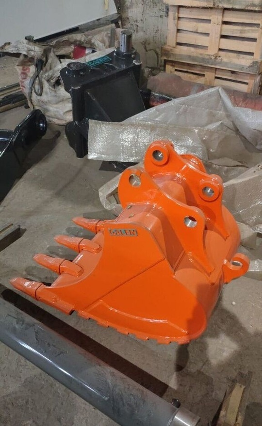 Hitachi ZX48 - Cupă excavator: Foto 3 Hitachi ZX48 - Cupă excavator: Foto 3