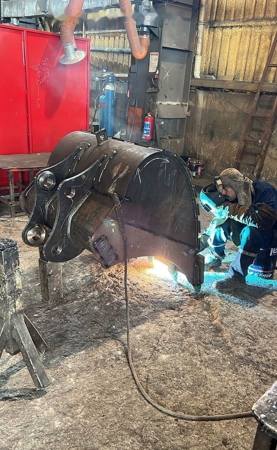 JCB 150X Bucket - Cupă excavator: Foto 1 JCB 150X Bucket - Cupă excavator: Foto 1