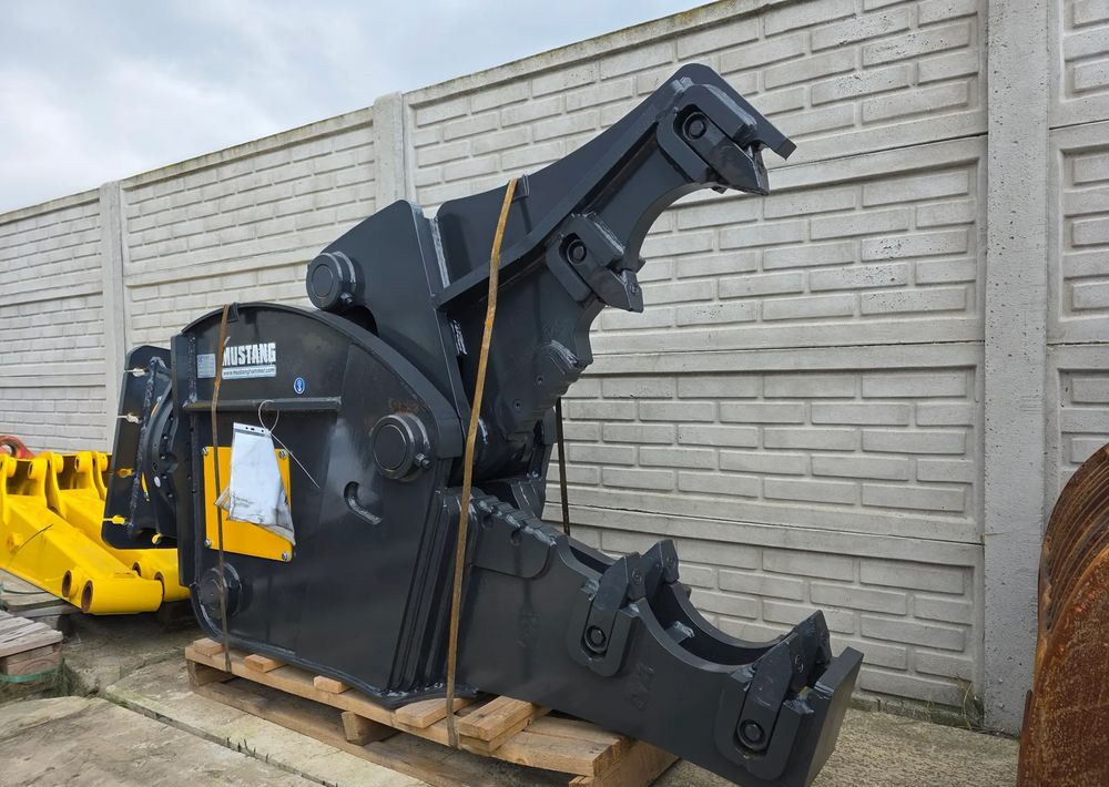 Inny Nowe szczęki kruszące MUSTANG HAMMER RK 17, 1700 KG - Ataşament pentru Utilaje constructii: Foto 3 Inny Nowe szczęki kruszące MUSTANG HAMMER RK 17, 1700 KG - Ataşament pentru Utilaje constructii: Foto 3