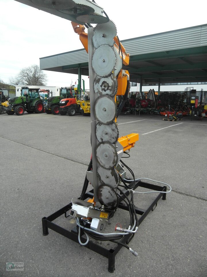 Ero Binger Baumschnittgerät - Încarcator frontal pentru tractor pentru Utilaj forestier: Foto 3 Ero Binger Baumschnittgerät - Încarcator frontal pentru tractor pentru Utilaj forestier: Foto 3