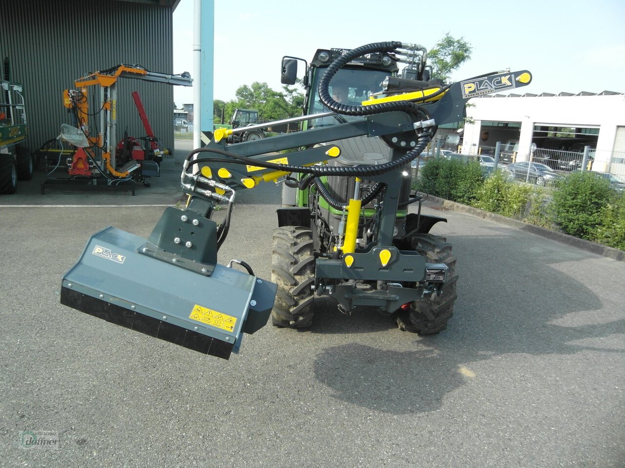 Plack Geräteturm - Tocător resturi vegetale/ Mulcer: Foto 3 Plack Geräteturm - Tocător resturi vegetale/ Mulcer: Foto 3