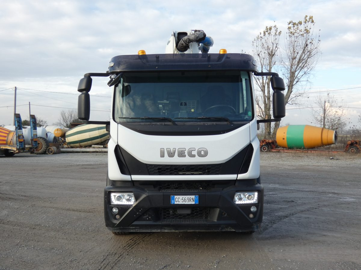IVECO EUROCARGO 180.280 CIFA K24L - Autopompă de beton: Foto 5 IVECO EUROCARGO 180.280 CIFA K24L - Autopompă de beton: Foto 5