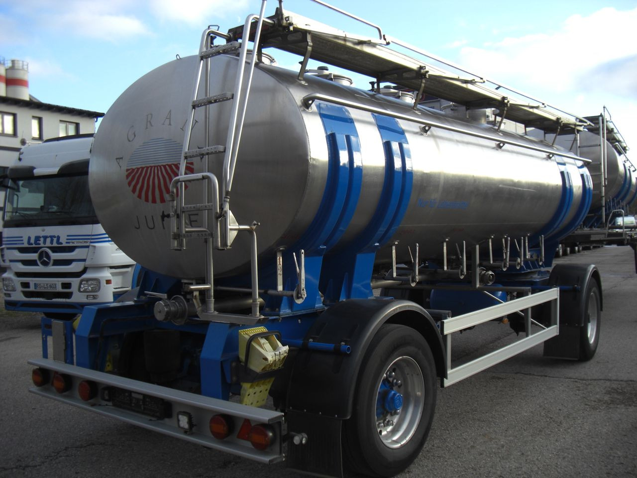 Magyar R2MEB / 6 KAMMERN - Remorcă cisternă: Foto 2 Magyar R2MEB / 6 KAMMERN - Remorcă cisternă: Foto 2