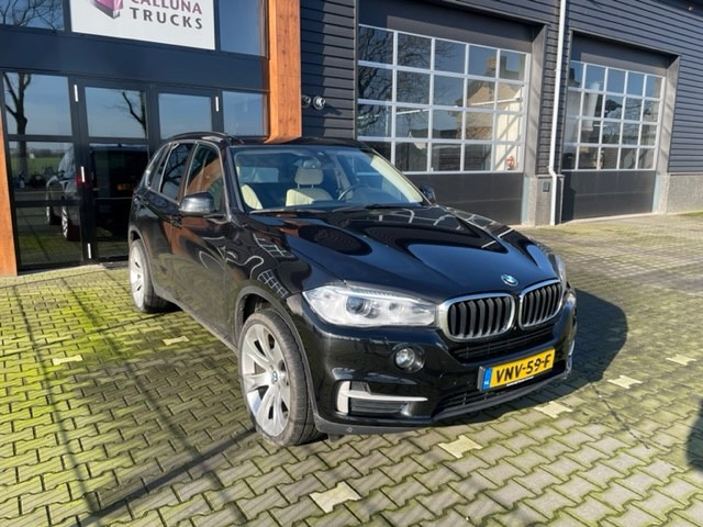 BMW X5 XDRIVE 30d - SUV: Foto 1 BMW X5 XDRIVE 30d - SUV: Foto 1