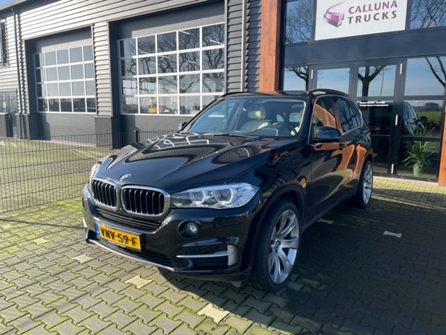BMW X5 XDRIVE 30d - SUV: Foto 2 BMW X5 XDRIVE 30d - SUV: Foto 2
