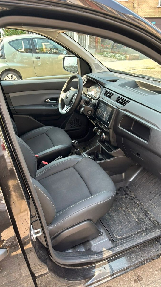 Renault EXPRESS - Autoutilitară compactă: Foto 5 Renault EXPRESS - Autoutilitară compactă: Foto 5