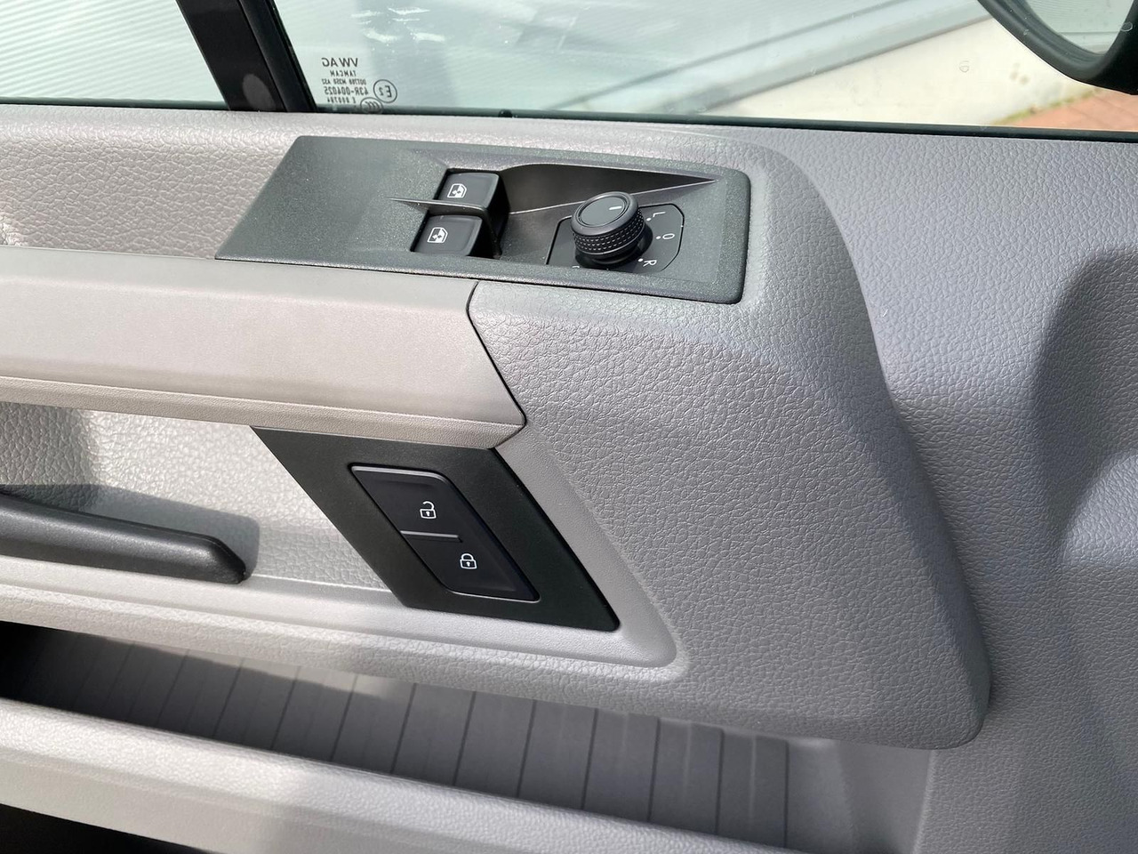 Transport persoane, Autoutilitară cabină dublă MAN TGE 3.160 L3H2 MIXTO LED NAVI ACC RWD SHZ STANDH: Foto 33 Transport persoane, Autoutilitară cabină dublă MAN TGE 3.160 L3H2 MIXTO LED NAVI ACC RWD SHZ STANDH: Foto 33