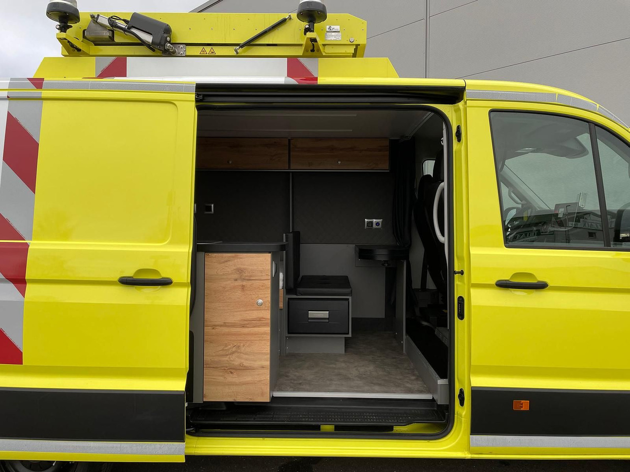 Automobil MAN TGE 3.180 L3H2 BF4 BEGLEITFAHRZEUG STANDHZ ACC: Foto 9