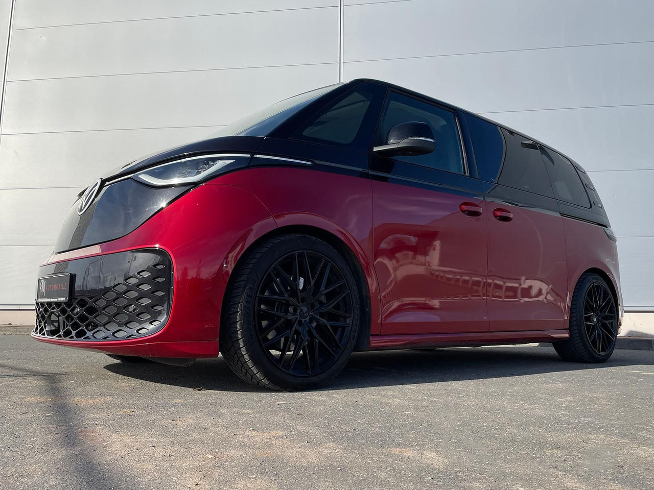 Volkswagen ID.Buzz KW Fahrwerk LM Felgen KLIMA PDC ACC DAB - Transport persoane, Autoutilitară electrică: Foto 3 Volkswagen ID.Buzz KW Fahrwerk LM Felgen KLIMA PDC ACC DAB - Transport persoane, Autoutilitară electrică: Foto 3