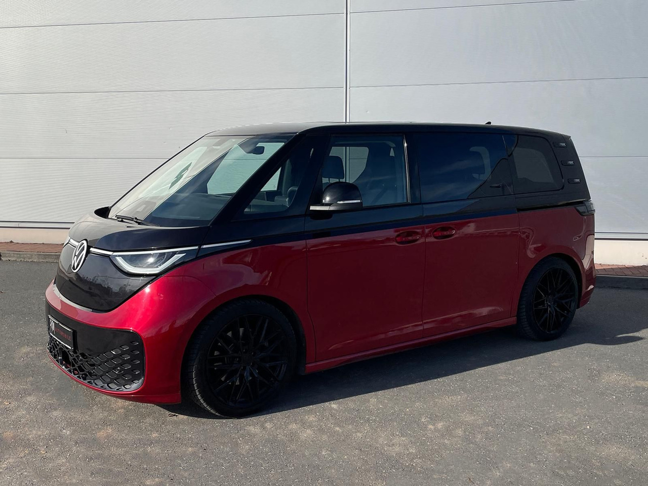 Volkswagen ID.Buzz KW Fahrwerk LM Felgen KLIMA PDC ACC DAB - Transport persoane, Autoutilitară electrică: Foto 2 Volkswagen ID.Buzz KW Fahrwerk LM Felgen KLIMA PDC ACC DAB - Transport persoane, Autoutilitară electrică: Foto 2