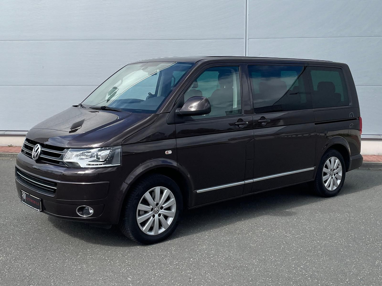 Volkswagen T5 Multivan Highline 4M LEDER AHK MFL - Transport persoane: Foto 1 Volkswagen T5 Multivan Highline 4M LEDER AHK MFL - Transport persoane: Foto 1