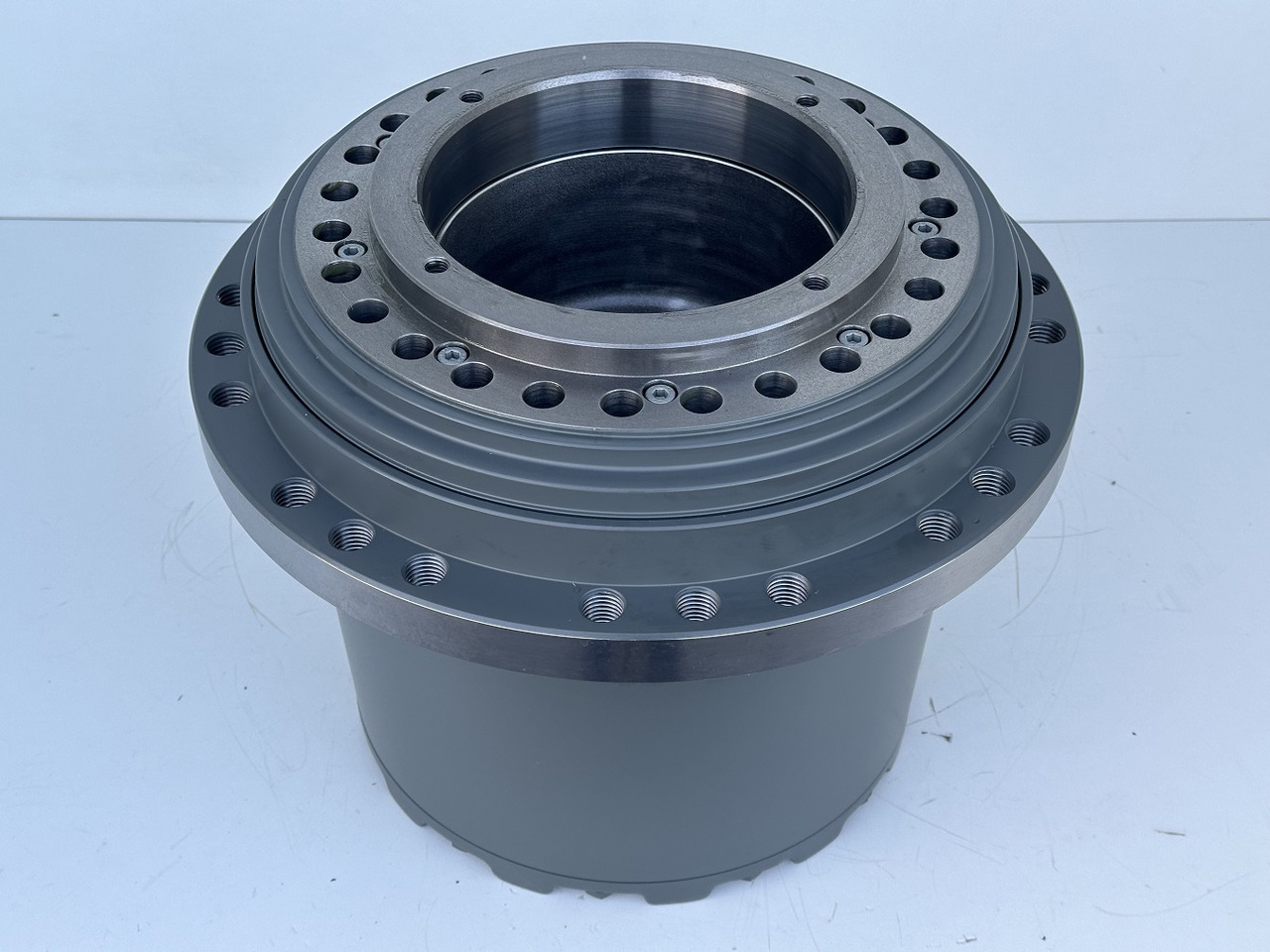 LIEBHERR Original Liebherr Fahrantrieb Typ:LPI0700 30S 0002 00 mit ID-Nr.12891035 – ID-Nr.12977341. R922-1487, R924-1677, R926 K-LC-1827, R926-1715. #12891035.545-01664# - Transmisie finală pentru Excavator pe şenile: Foto 1 LIEBHERR Original Liebherr Fahrantrieb Typ:LPI0700 30S 0002 00 mit ID-Nr.12891035 – ID-Nr.12977341. R922-1487, R924-1677, R926 K-LC-1827, R926-1715. #12891035.545-01664# - Transmisie finală pentru Excavator pe şenile: Foto 1