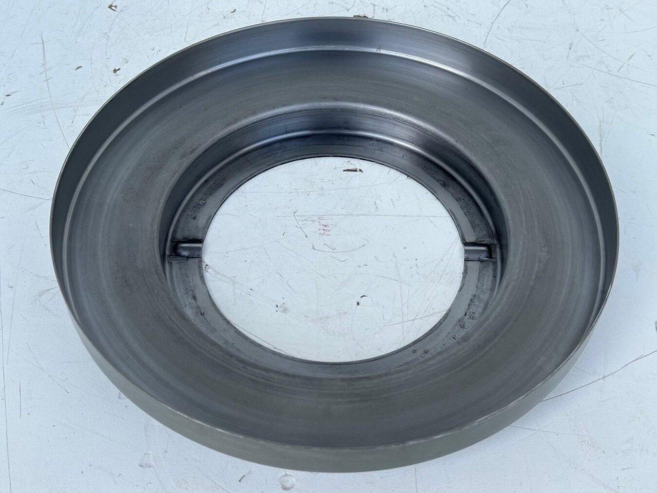 Liebherr Abdeckblech ID-Nr.90005702. SAT325/274 - SAT325/294. R936, R940, R946, R950, RZG390. #90005702.FR.40254# - Reductor de rotire pentru Excavator pe şenile: Foto 3 Liebherr Abdeckblech ID-Nr.90005702. SAT325/274 - SAT325/294. R936, R940, R946, R950, RZG390. #90005702.FR.40254# - Reductor de rotire pentru Excavator pe şenile: Foto 3