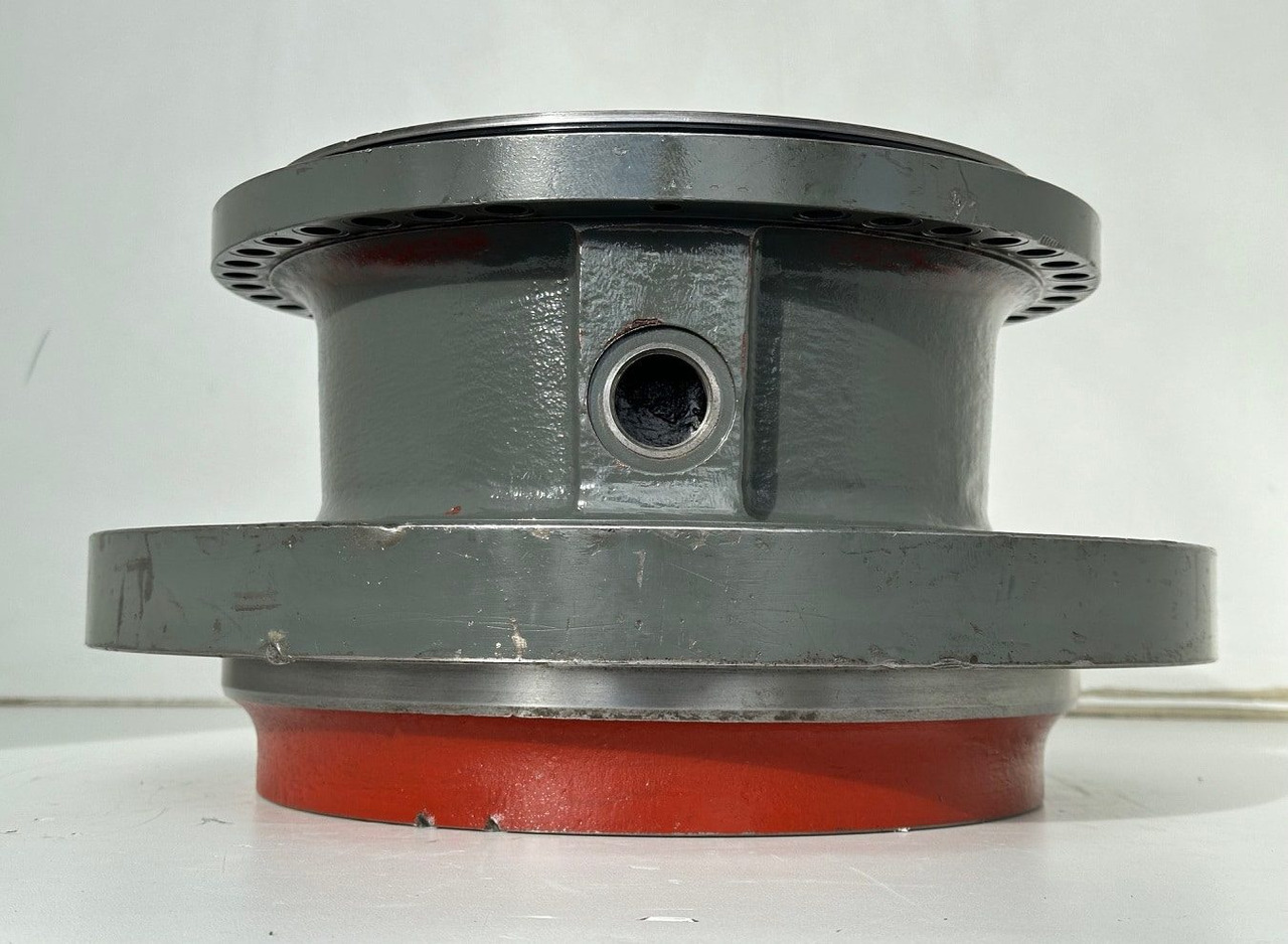 Liebherr Abtriebswellengehäuse ID-Nr.90208566 - Liebherr Kegelrollenlager ID-Nr.761001903. LH40, LH50, R926, R928, R930. #90208566.01342# - Reductor de rotire pentru Utilaje constructii: Foto 2 Liebherr Abtriebswellengehäuse ID-Nr.90208566 - Liebherr Kegelrollenlager ID-Nr.761001903. LH40, LH50, R926, R928, R930. #90208566.01342# - Reductor de rotire pentru Utilaje constructii: Foto 2