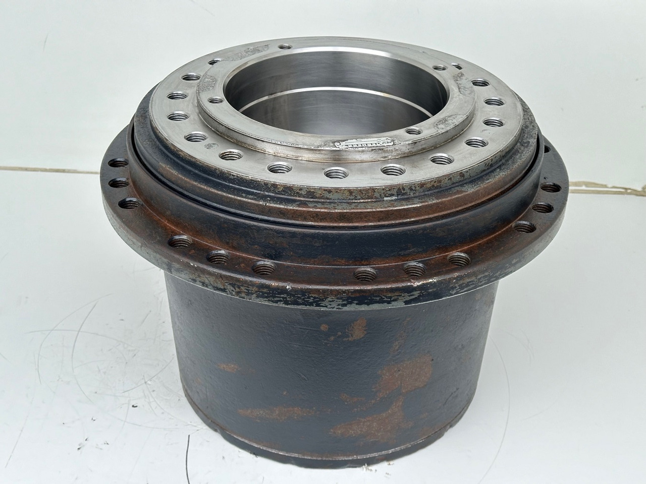 Liebherr Fahrantrieb FAT355P076. ID-Nr.969455101 - ID-Nr.969524001 - ID-Nr.90022900. LO1916, LOS916, R906, R916, R922, R924. #969455101.1647# - Transmisie finală pentru Utilaje constructii: Foto 1 Liebherr Fahrantrieb FAT355P076. ID-Nr.969455101 - ID-Nr.969524001 - ID-Nr.90022900. LO1916, LOS916, R906, R916, R922, R924. #969455101.1647# - Transmisie finală pentru Utilaje constructii: Foto 1