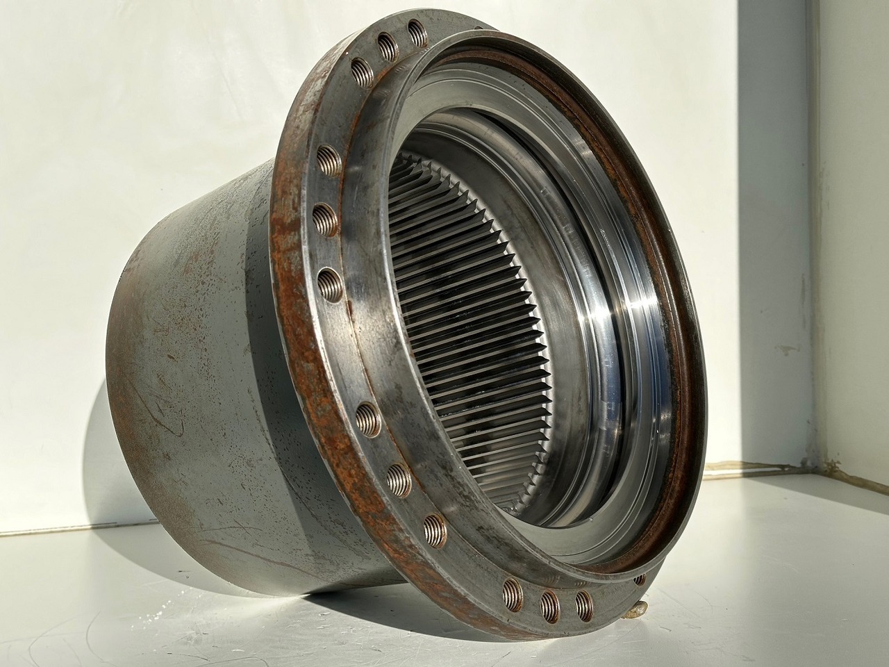 Liebherr Innenrad ID-Nr.90206742. FAT350P126 - FAT350P138. LOS1926 - R920 - R922 - R924 - R925 - R926 - R930 T.#90206742.18.12# - Transmisie finală pentru Excavator pe şenile: Foto 4 Liebherr Innenrad ID-Nr.90206742. FAT350P126 - FAT350P138. LOS1926 - R920 - R922 - R924 - R925 - R926 - R930 T.#90206742.18.12# - Transmisie finală pentru Excavator pe şenile: Foto 4