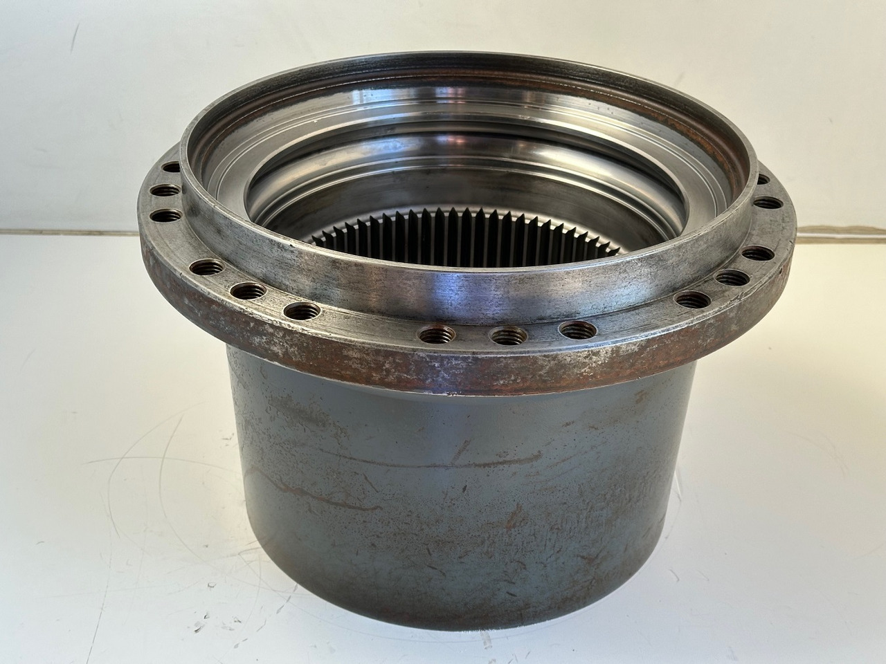 Liebherr Innenrad ID-Nr.90206742. FAT350P126 - FAT350P138. LOS1926 - R920 - R922 - R924 - R925 - R926 - R930 T.#90206742.18.12# - Transmisie finală pentru Excavator pe şenile: Foto 1 Liebherr Innenrad ID-Nr.90206742. FAT350P126 - FAT350P138. LOS1926 - R920 - R922 - R924 - R925 - R926 - R930 T.#90206742.18.12# - Transmisie finală pentru Excavator pe şenile: Foto 1