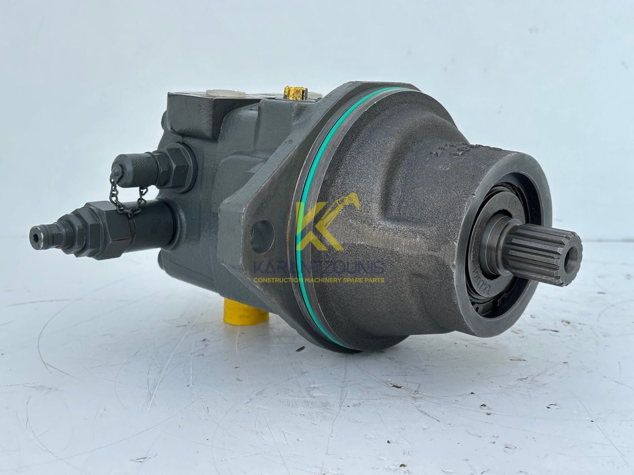Liebherr Original Hydraulikeinbaumotor Typ:FMF045. ID-Nr.12464216. R914 RAIL, R914 COMP, R914 K-S, R914 K-STD, R918, R918LC, R918NLC, R918 XLC, R920 K-LC, R920 K-NLC. #12464216.25879# - Reductor de rotire pentru Utilaje constructii: Foto 2 Liebherr Original Hydraulikeinbaumotor Typ:FMF045. ID-Nr.12464216. R914 RAIL, R914 COMP, R914 K-S, R914 K-STD, R918, R918LC, R918NLC, R918 XLC, R920 K-LC, R920 K-NLC. #12464216.25879# - Reductor de rotire pentru Utilaje constructii: Foto 2