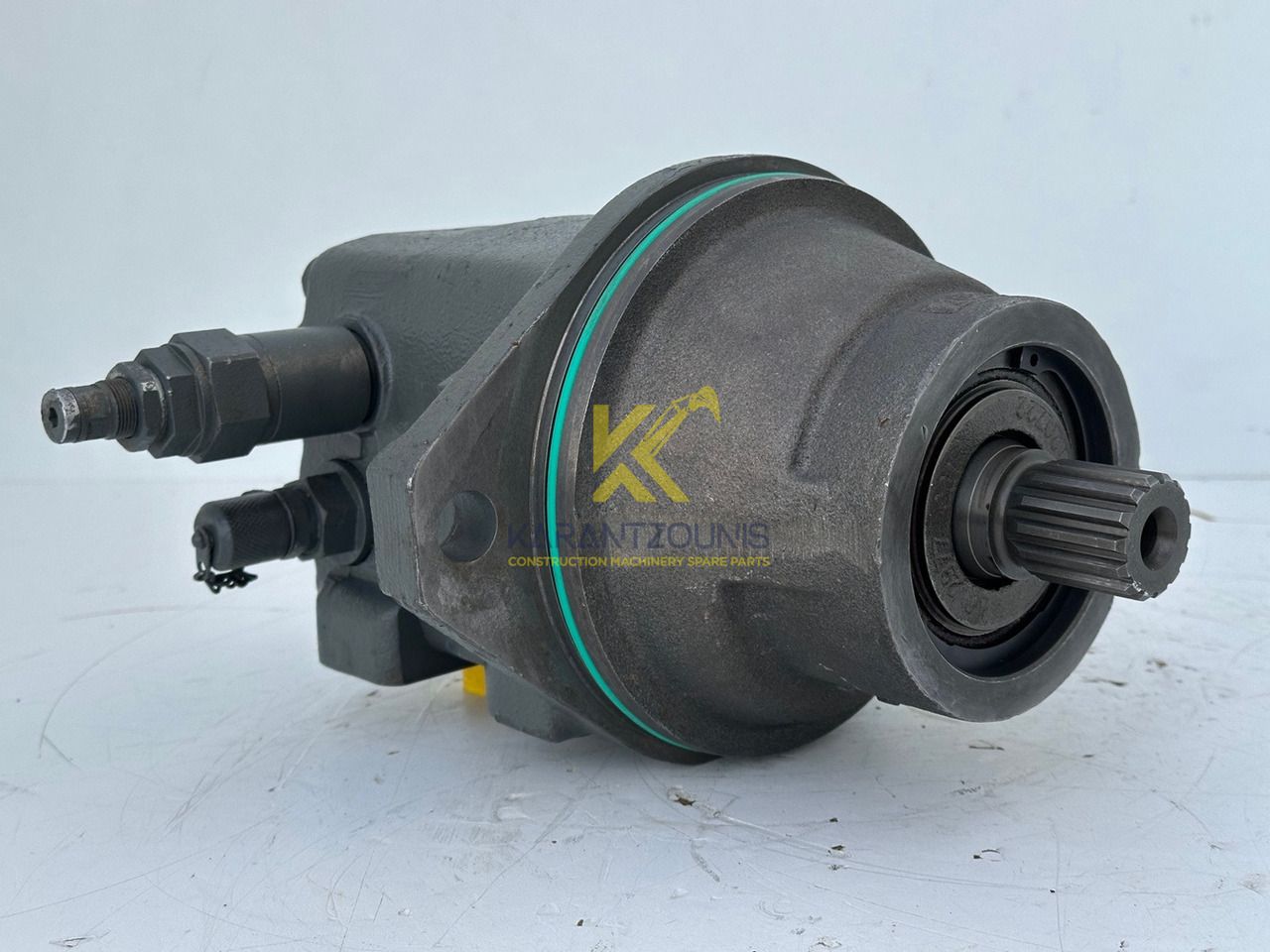 Liebherr Original Hydraulikeinbaumotor Typ:FMF045. ID-Nr.12464216. R914 RAIL, R914 COMP, R914 K-S, R914 K-STD, R918, R918LC, R918NLC, R918 XLC, R920 K-LC, R920 K-NLC. #12464216.25879# - Reductor de rotire pentru Utilaje constructii: Foto 4 Liebherr Original Hydraulikeinbaumotor Typ:FMF045. ID-Nr.12464216. R914 RAIL, R914 COMP, R914 K-S, R914 K-STD, R918, R918LC, R918NLC, R918 XLC, R920 K-LC, R920 K-NLC. #12464216.25879# - Reductor de rotire pentru Utilaje constructii: Foto 4