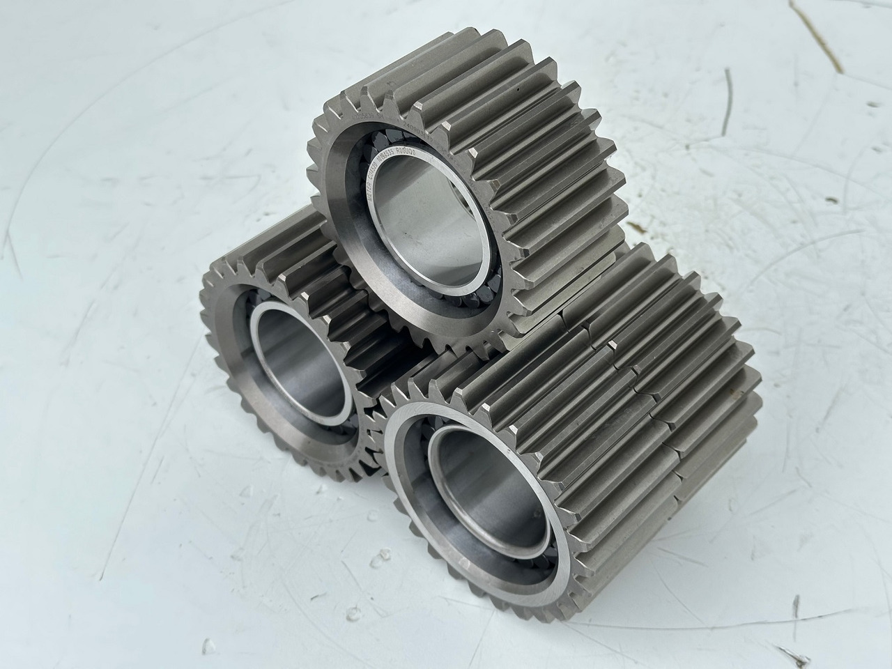 Liebherr Planetenrad ID-Nr.90205840. FAT350P126 - FAT350P138. R920 - R922 - R924 - R925 - R926 - R930 T. #90205840.22.05.02# - Transmisie finală pentru Excavator pe şenile: Foto 2 Liebherr Planetenrad ID-Nr.90205840. FAT350P126 - FAT350P138. R920 - R922 - R924 - R925 - R926 - R930 T. #90205840.22.05.02# - Transmisie finală pentru Excavator pe şenile: Foto 2