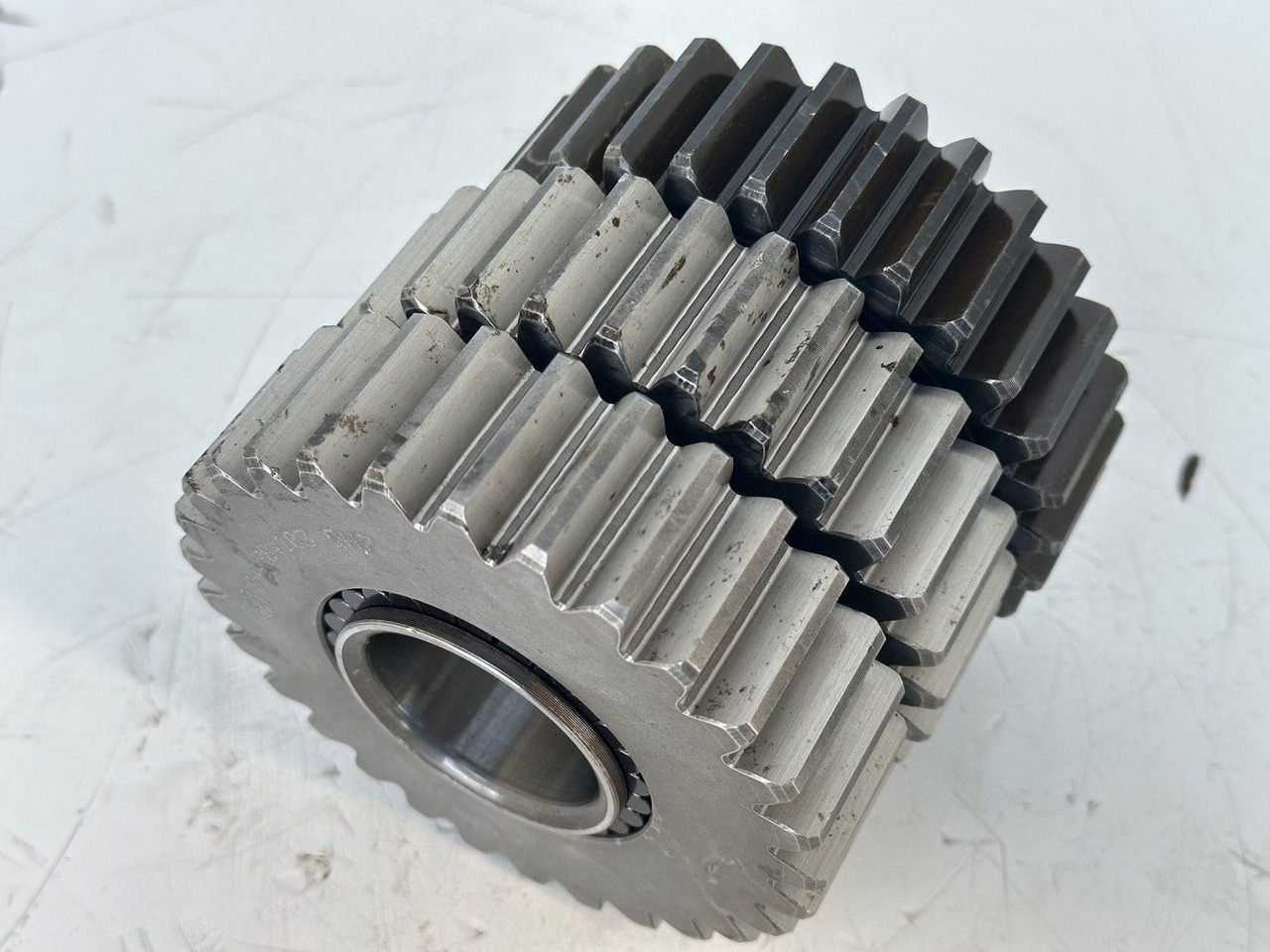 Liebherr Planetenrad ID-Nr.9442840 - ID-Nr.944284003. FAT350 - FAT350P022 - FAT350P059 - FAT350P062 - FAT350P068 - FAT350P079. LH22C, R313, R317, R900, R902, R904, R912, R914, R922, R924, R924 COMP - Transmisie finală pentru Utilaje constructii: Foto 5 Liebherr Planetenrad ID-Nr.9442840 - ID-Nr.944284003. FAT350 - FAT350P022 - FAT350P059 - FAT350P062 - FAT350P068 - FAT350P079. LH22C, R313, R317, R900, R902, R904, R912, R914, R922, R924, R924 COMP - Transmisie finală pentru Utilaje constructii: Foto 5