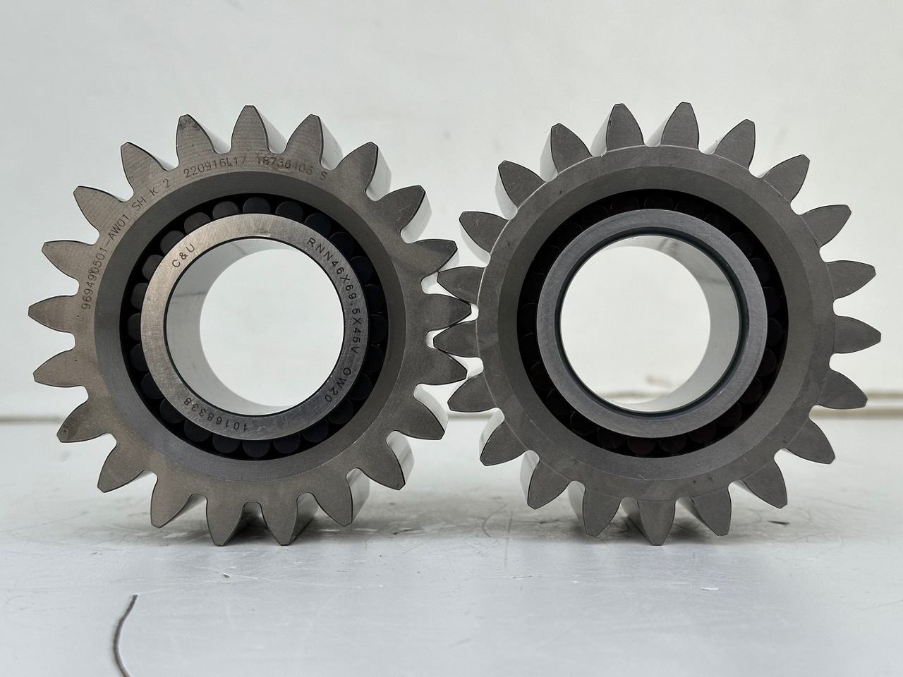 Liebherr Planetenrad mit Zylinderrollenlager ID-Nr.969490401-ID-Nr.10168338. FAT355P076-FAT355P077-FAT355P120. LH26,LH30C,LH40C,ER934,LO1916,LO1926,LOS916,LOS926,R906,R906 PROTO,R916,R920,R922,R924,R - Transmisie finală pentru Excavator pe şenile: Foto 2 Liebherr Planetenrad mit Zylinderrollenlager ID-Nr.969490401-ID-Nr.10168338. FAT355P076-FAT355P077-FAT355P120. LH26,LH30C,LH40C,ER934,LO1916,LO1926,LOS916,LOS926,R906,R906 PROTO,R916,R920,R922,R924,R - Transmisie finală pentru Excavator pe şenile: Foto 2