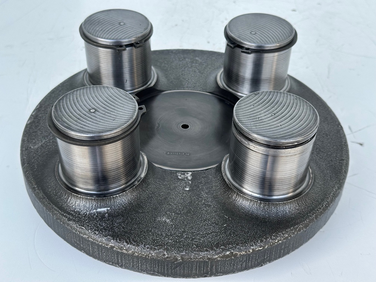 Liebherr Planetenträger ID-Nr.90006116. SAT325/274 - SAT325/294. R936, R940, R946, R950, RZG390. #90006116.FR.40254# - Reductor de rotire pentru Excavator pe şenile: Foto 1 Liebherr Planetenträger ID-Nr.90006116. SAT325/274 - SAT325/294. R936, R940, R946, R950, RZG390. #90006116.FR.40254# - Reductor de rotire pentru Excavator pe şenile: Foto 1