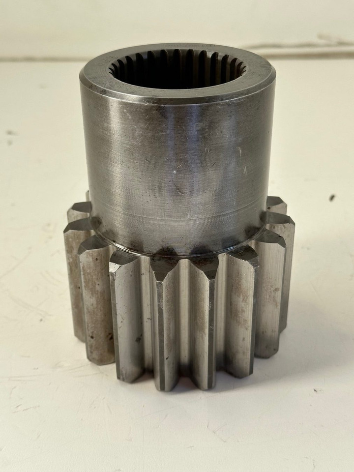 Liebherr Sonnenrad ID-Nr.969386101. SAT700/270. R9800. #969386101.18.12# - Reductor de rotire pentru Utilaje constructii: Foto 3 Liebherr Sonnenrad ID-Nr.969386101. SAT700/270. R9800. #969386101.18.12# - Reductor de rotire pentru Utilaje constructii: Foto 3